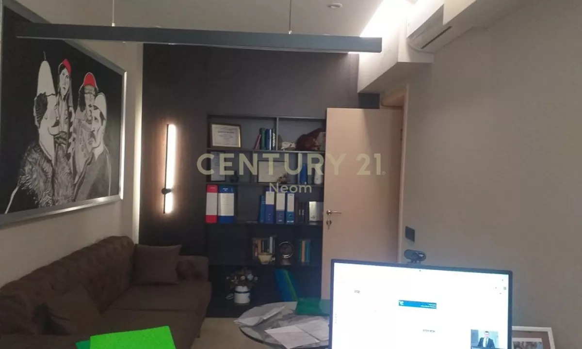 Qira Ambient per Zyre - Myslym Shyri Neom115368