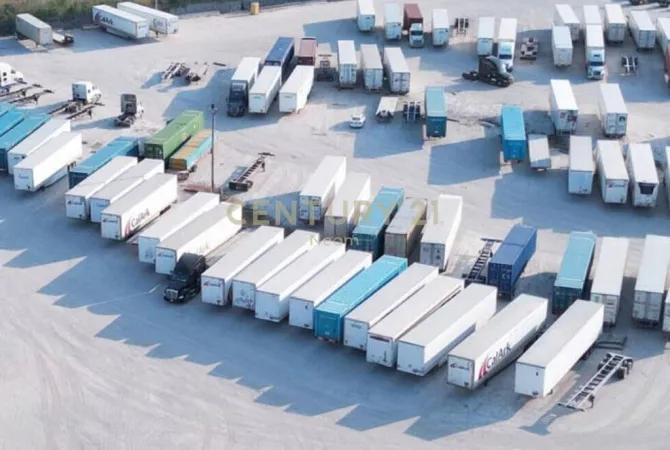 Truall ose Toke ne Tirane - 3,500 Euro