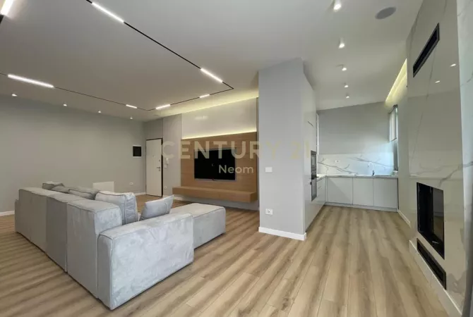 Shtepi me qera Apartament ne Tirane, 2+1, Mobilimi E mobiluar, Pagesa 2,000  Euro.