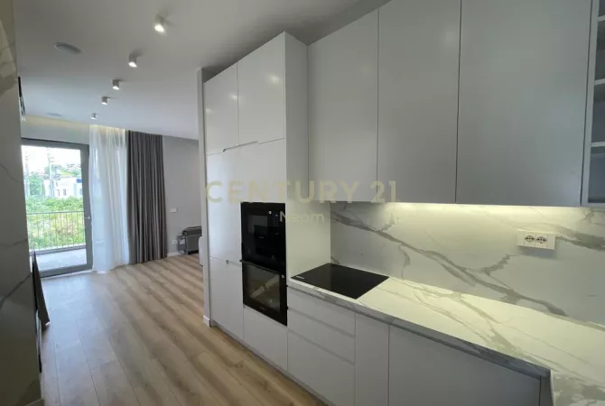 Shtepi me qera Apartament ne Tirane, 2+1, Mobilimi E mobiluar, Pagesa 2,000  Euro.