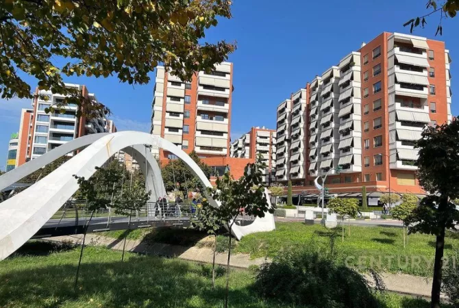 JEPET ME QIRA AMBIENT BIZNESI TE KOMPLEKSI DELIJORGJI!  Neom89737