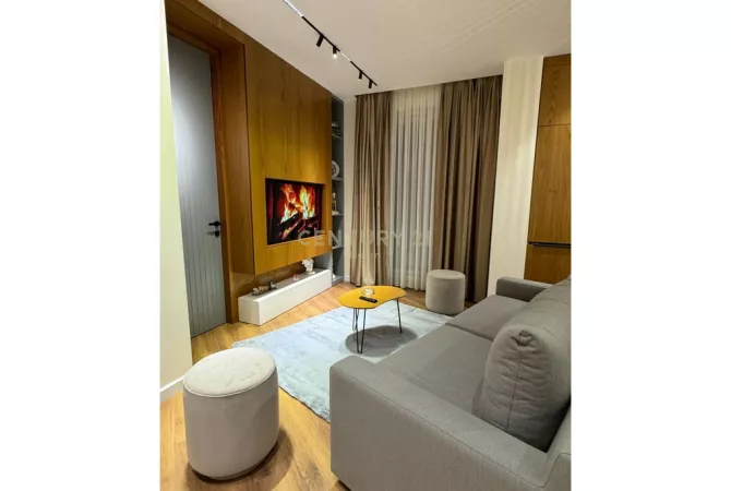 Shtepi ne shitje Apartament ne Tirane, 2+1, Mobilimi E mobiluar, Pagesa 260,000  Euro.