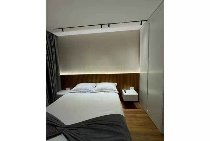 Shtepi ne shitje Apartament ne Tirane, 2+1, Mobilimi E mobiluar, Pagesa 260,000  Euro.