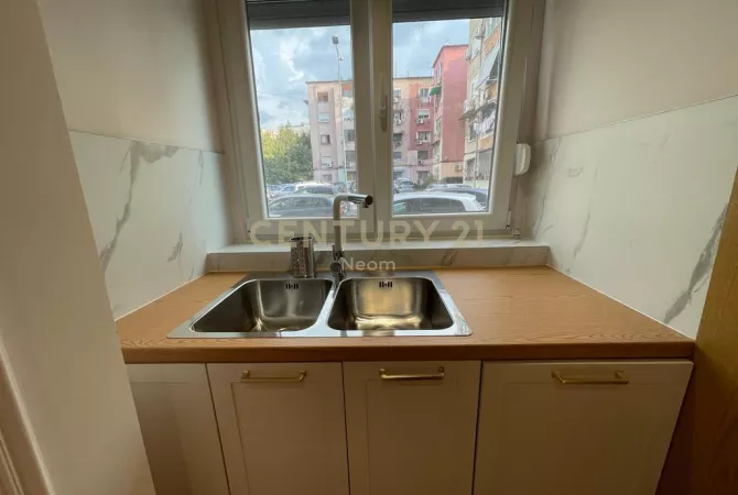 Shtepi me qera Apartament ne Tirane, 1+1, Mobilimi E mobiluar, Pagesa 600  Euro.