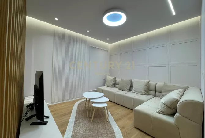 QIRA, APARTAMENT MODERN 1+1, TIRANA E RE! Neom122684