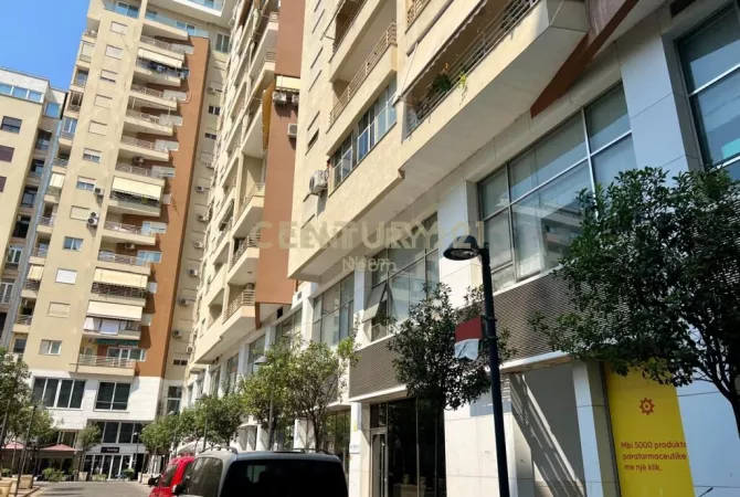 Business Property in Sale 3+1 in Tirana - 270,000 Euro