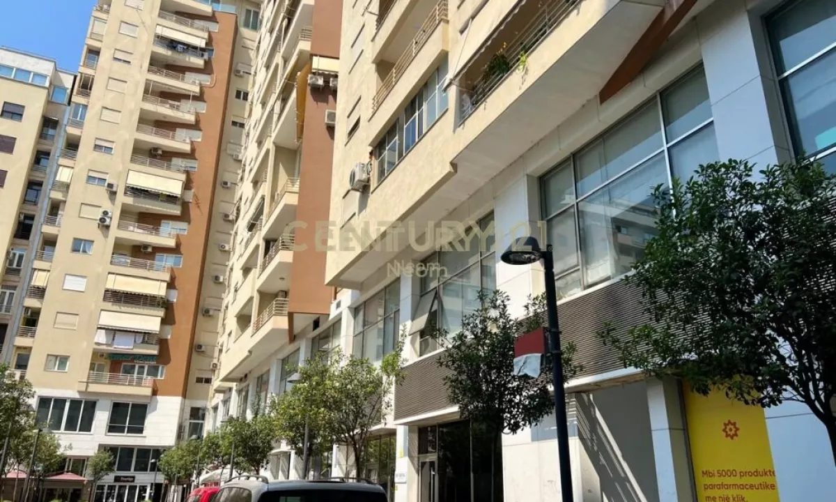 Shitet,Ambjent per klinike,Rr.ish stacioni i trenit(Kompleksi Panorama) Neom119590