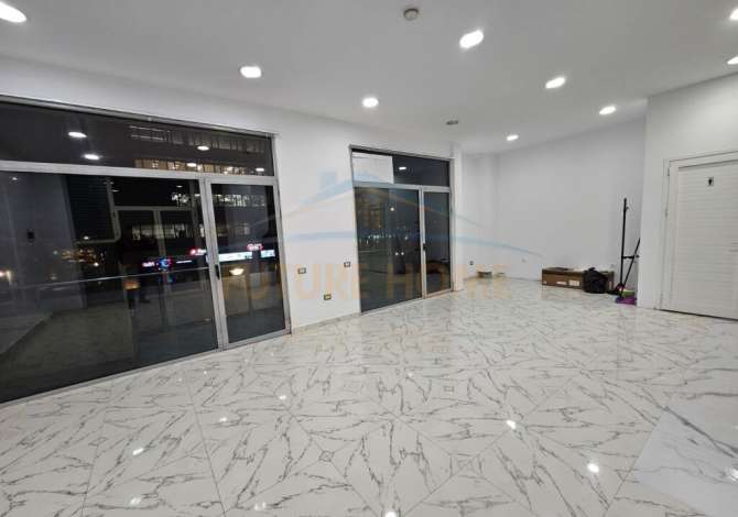 Ambient biznesi me qera 1+1 ne Tirane - 600 Euro