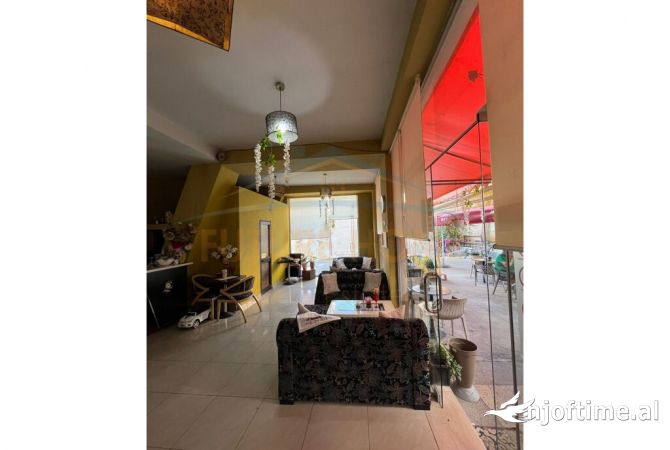 Business Property in Sale 2+1 in Tirana - 158,000 Euro