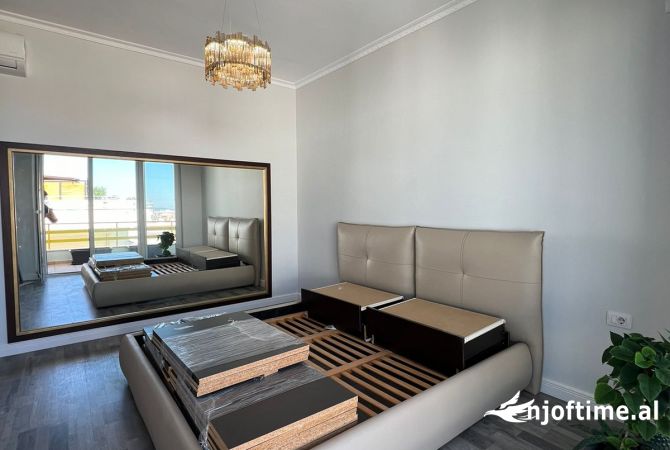 Shtepi ne shitje Apartament ne Tirane, 2+1, Mobilimi E mobiluar, Pagesa 230,000  Euro.
