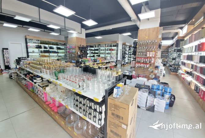 Business Property in Sale 1+1 in Tirana - 1,600,000 Euro