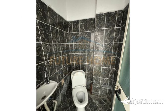 Business Property in Sale 1+1 in Tirana - 40,000 Euro