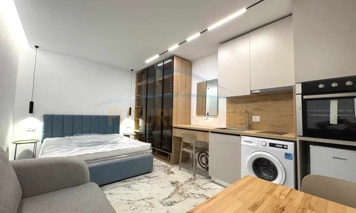 Appartamento in vendita a Tirana 1+1, Arredato