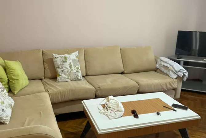 Apartament 2+1 me qera tek Shkolla Baletit, 55.000 Leke