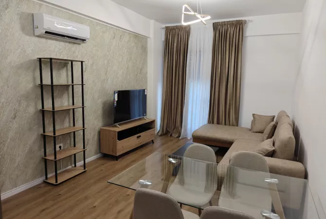 Apartament 1+1+ 🅿️ me qera ne Fresk, 45.000 Leke