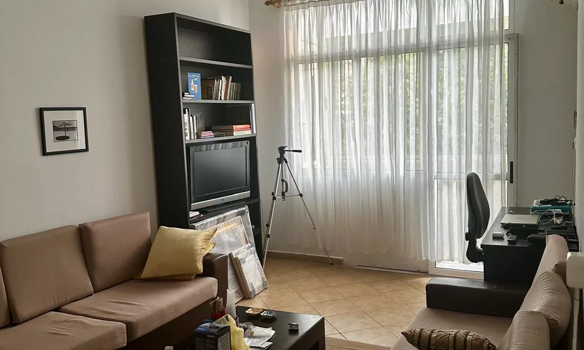 Shtepi ne shitje Apartament ne Tirane, 1+1, Mobilimi E mobiluar, Pagesa 185,000  Euro.