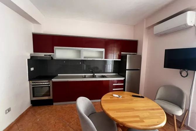 Apartament 1+1 me qera prane Delijorgjit, 500€
