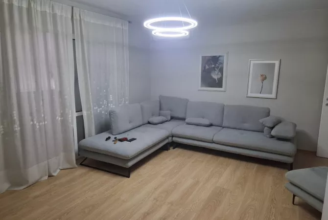 Apartament 1+1 ne Vasil Shanto, 550 Euro