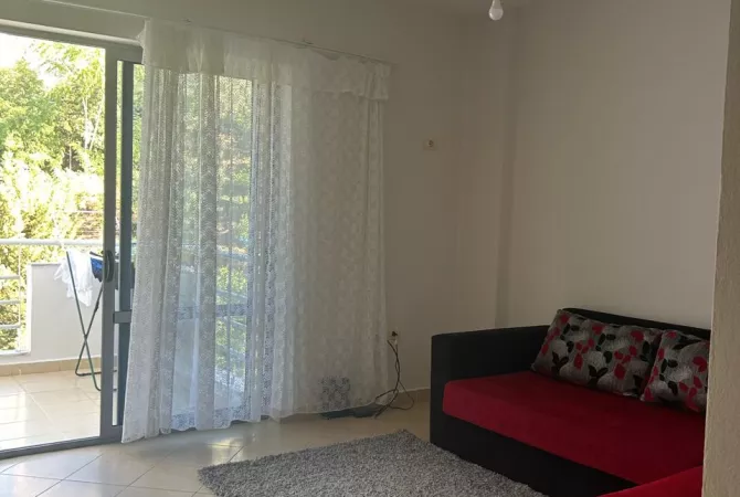 Apartament 1+1 me qera ne Fresk, 380 Euro