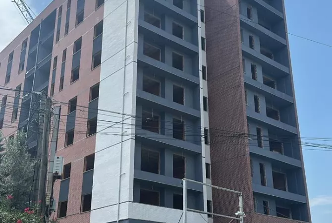 Shitet apartament 2+1 tek Ish Fusha Aviacionit, 164.000 Euro