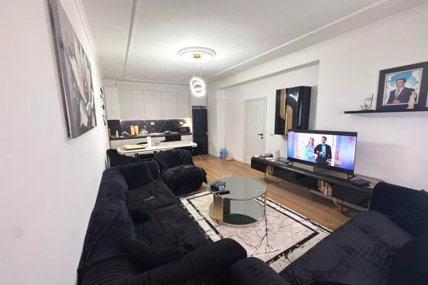 Shtepi ne shitje 2+1 ne Tirane - 150,000 Euro