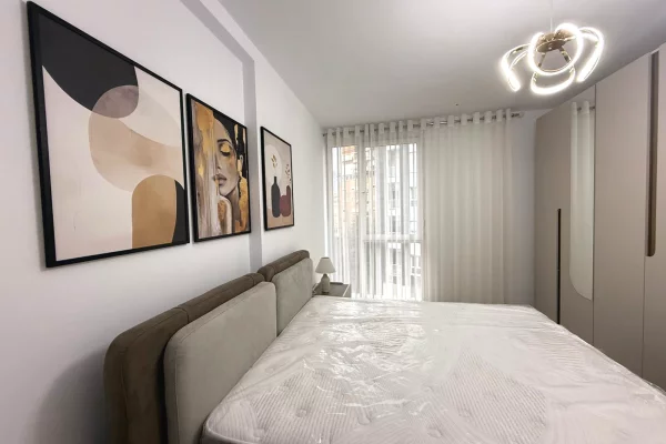 Shtepi me qera Apartament ne Tirane, 2+1, Mobilimi E mobiluar, Pagesa 850  Euro.