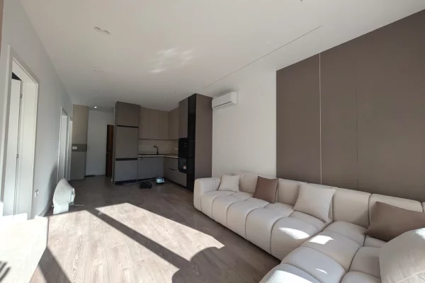 House for Rent 2+1 in Tirana - 80,000 Leke