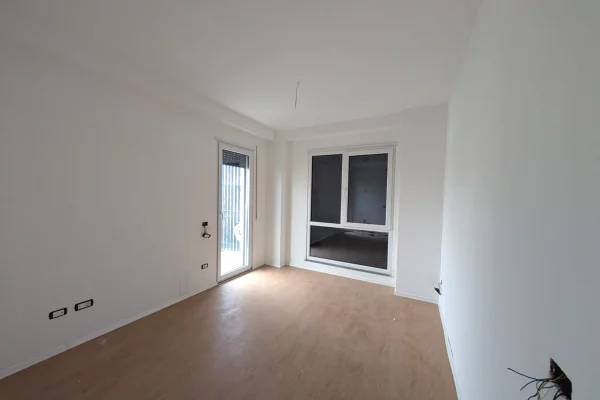 Jepet me qera apartament 2+1+2 per zyra ne Don Bosko ! 