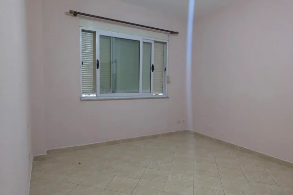 House for Rent 1+1 in Tirana - 40,000 Leke