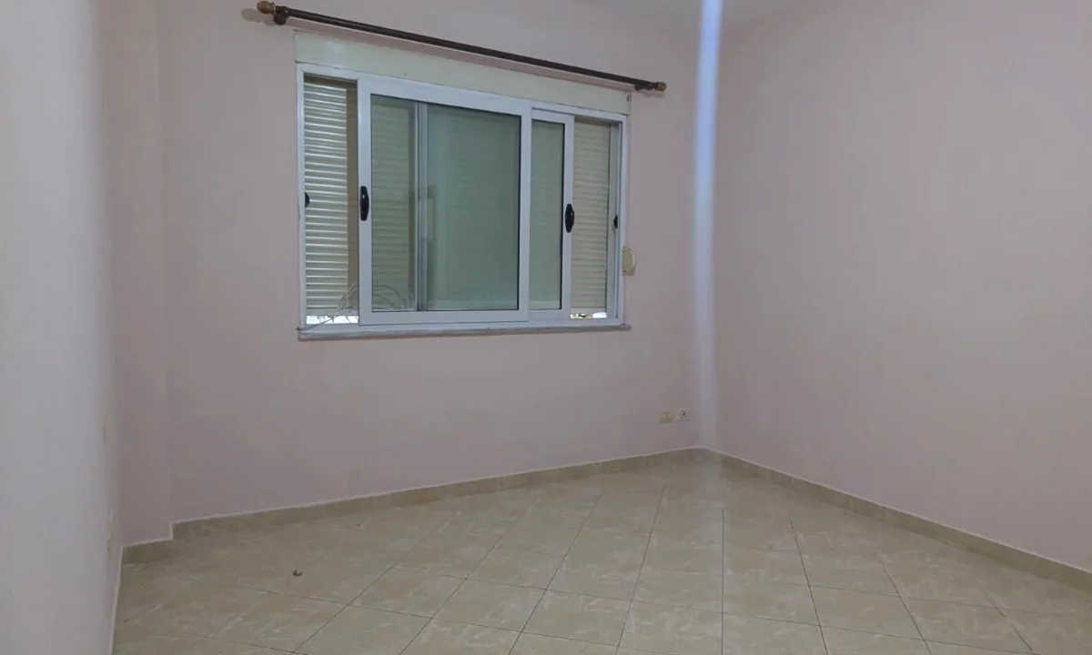 Apartment for rent in Tirana 1+1, Emty