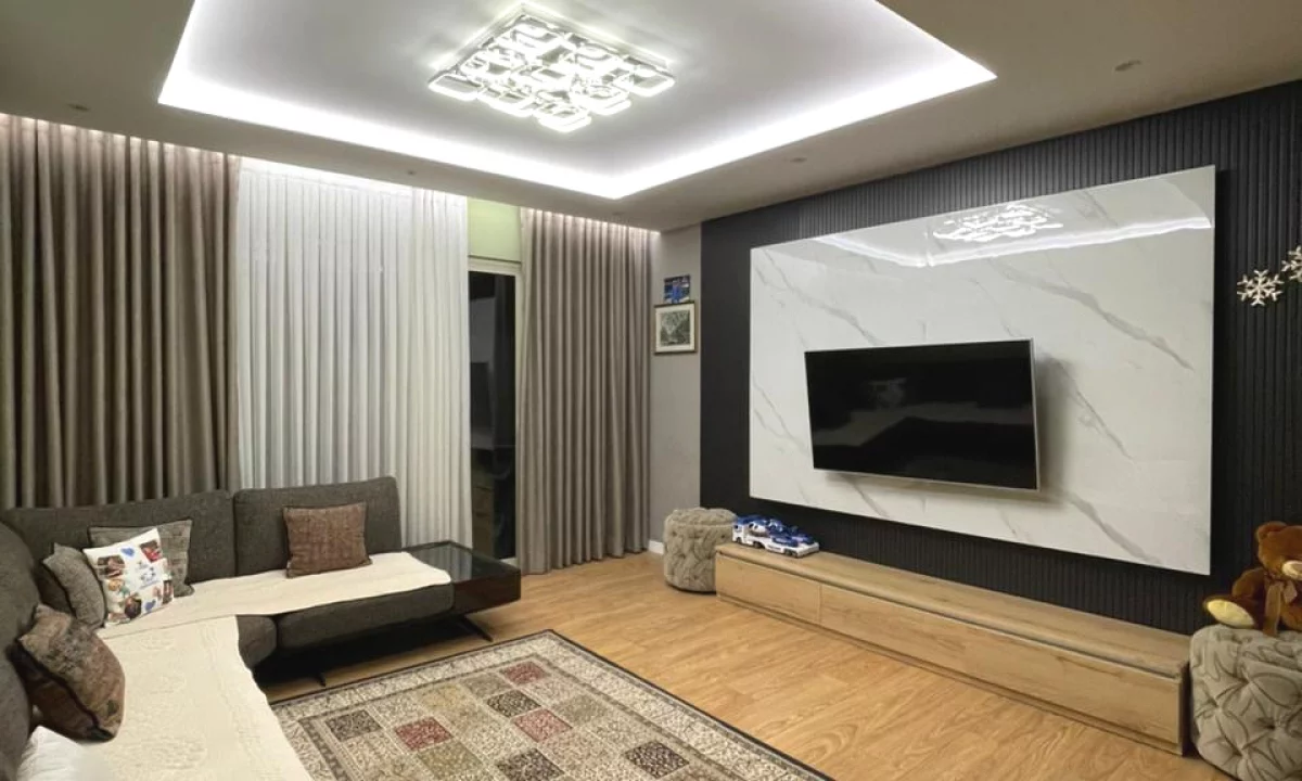 Shtepi ne shitje Apartament ne Tirane, 2+1, Mobilimi E mobiluar, Pagesa 22,000,000  Leke.