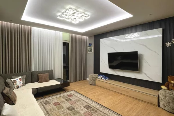 Shitet apartament 2+1+Ambient Gatimi+ 2 Ballkone  tek Shkolla Vace Zela , Rruga Don Bokso   !