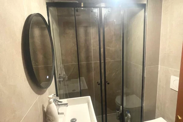 Appartamento in vendita a Durazzo 1+1, Arredato