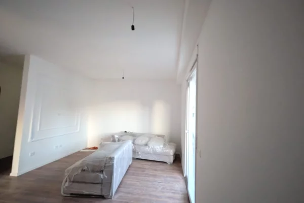 House for Rent 1+1 in Tirana - 65,000 Leke