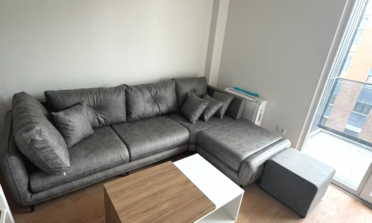 Shtepi me qera Apartament ne Tirane, 1+1, Mobilimi E mobiluar, Pagesa 55,000  Leke.