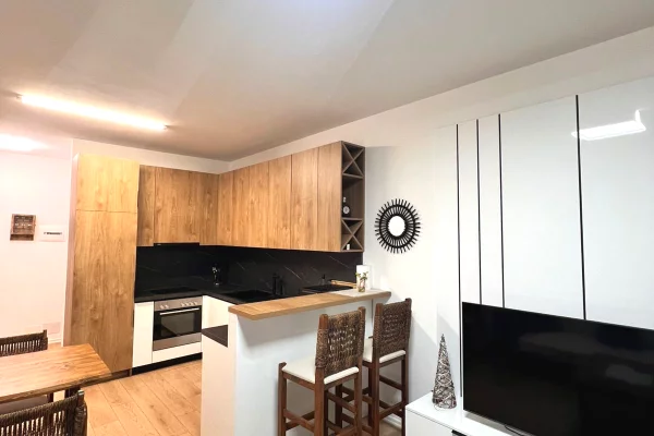 Apartment for rent in Tirana 2+1, Furnished