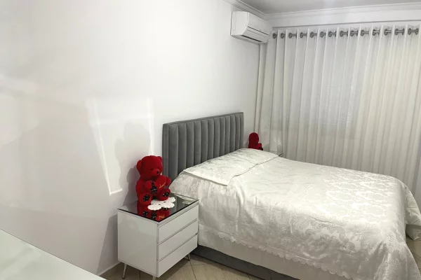 Shtepi me qera Apartament ne Tirane, 2+1, Mobilimi E mobiluar, Pagesa 70,000  Leke.