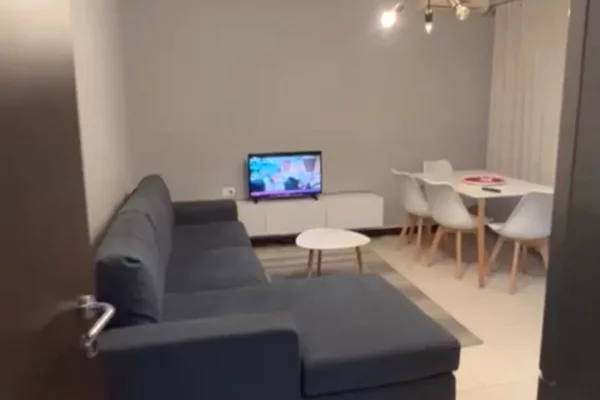 Appartamento in affitto a Tirana 1+1, Arredato