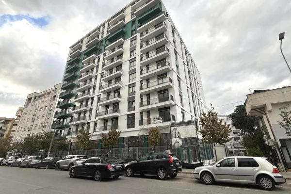 Jepet me qera apartament 1+1 super modern Komuna Parisit 850€/ në muaj!