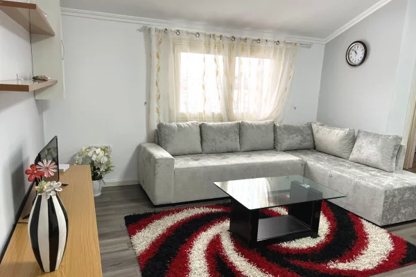 Casa in affitto 2+1 a Tirana - 50,000 Leke