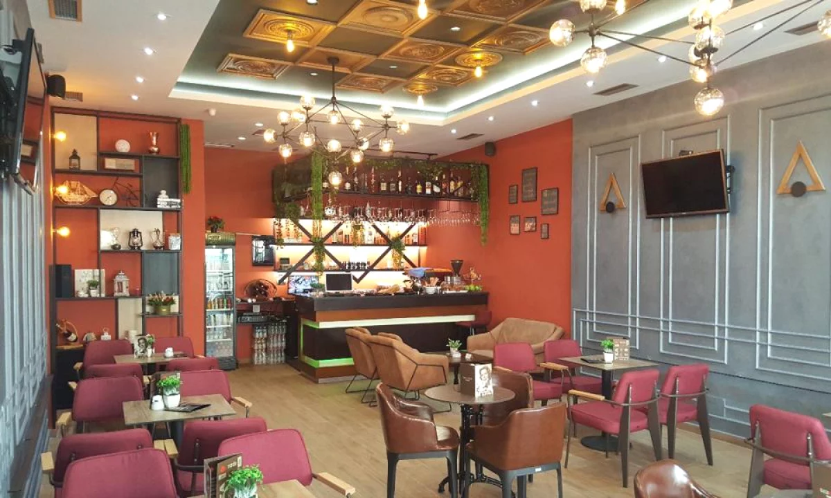 Shitet ambjent biznesi ne Rrugen Shefqet Kuka, 62 m2,Fresk :129.000 Euro!