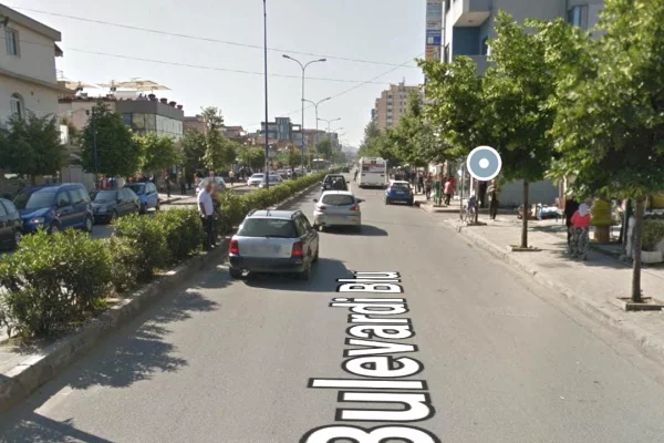 Ambient biznesi me qera 1+1 ne Tirane - 2,400 Euro