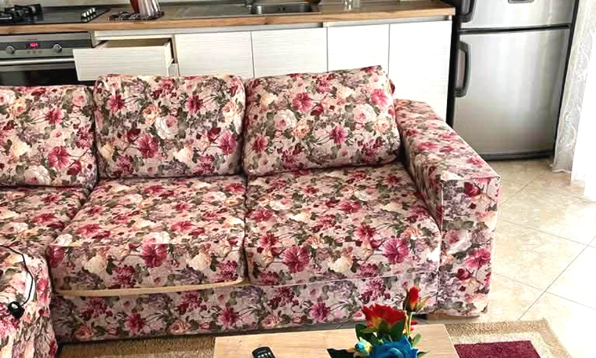 Shtepi me qera Apartament ne Tirane, 2+1, Mobilimi E mobiluar, Pagesa 500  Euro.