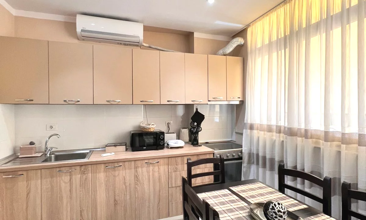 Shtepi me qera Apartament ne Tirane, 2+1, Mobilimi E mobiluar, Pagesa 55,000  Leke.