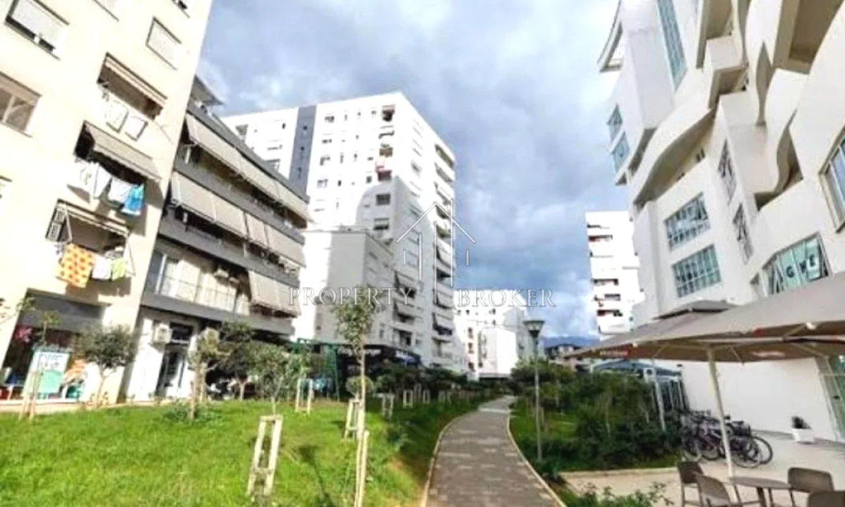 Appartamento in affitto a Tirana 1+1, Arredato