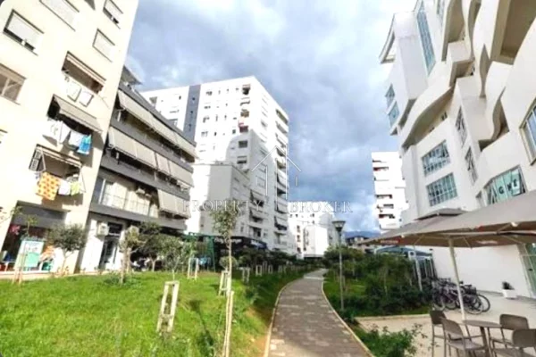 Jepet me qera apartament 1+1 Ish Parku, Kompleksi Kontakt 650€!