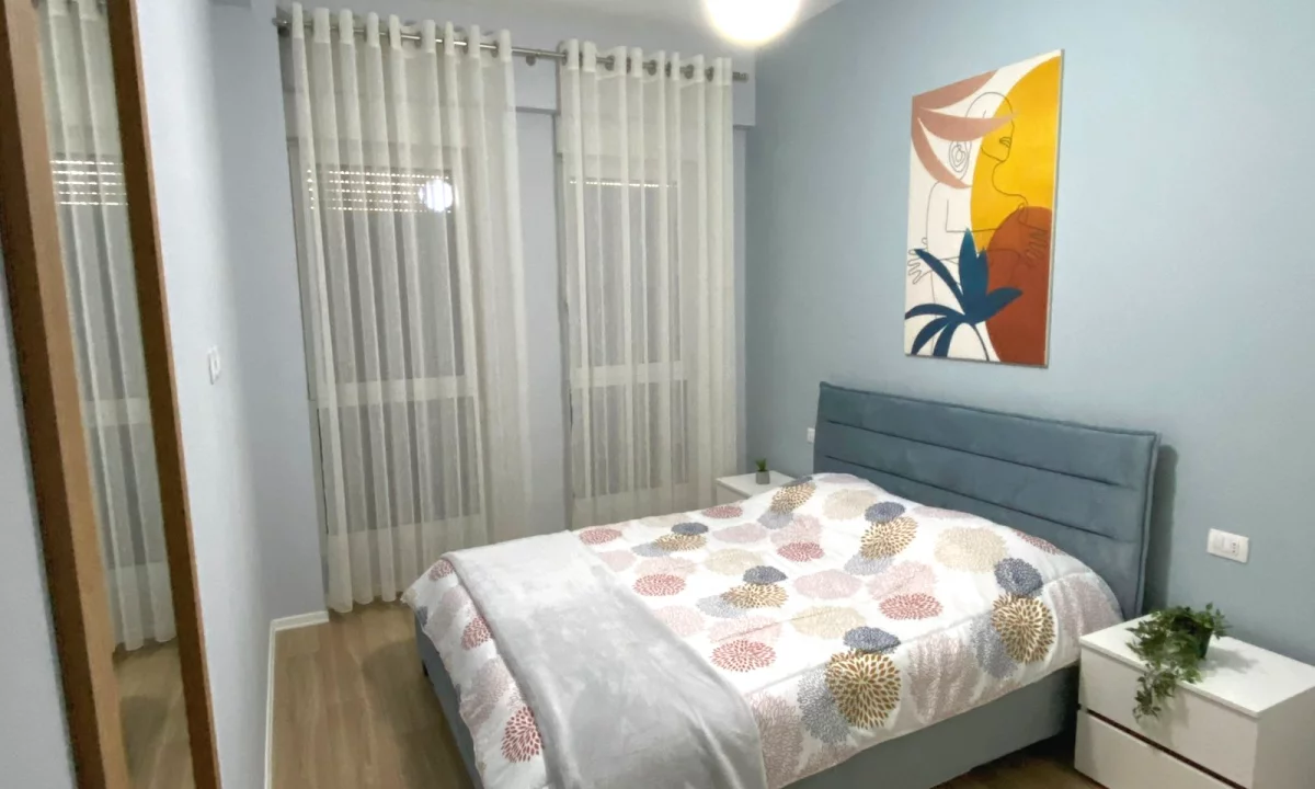 Appartamento in affitto a Tirana 1+1, Arredato