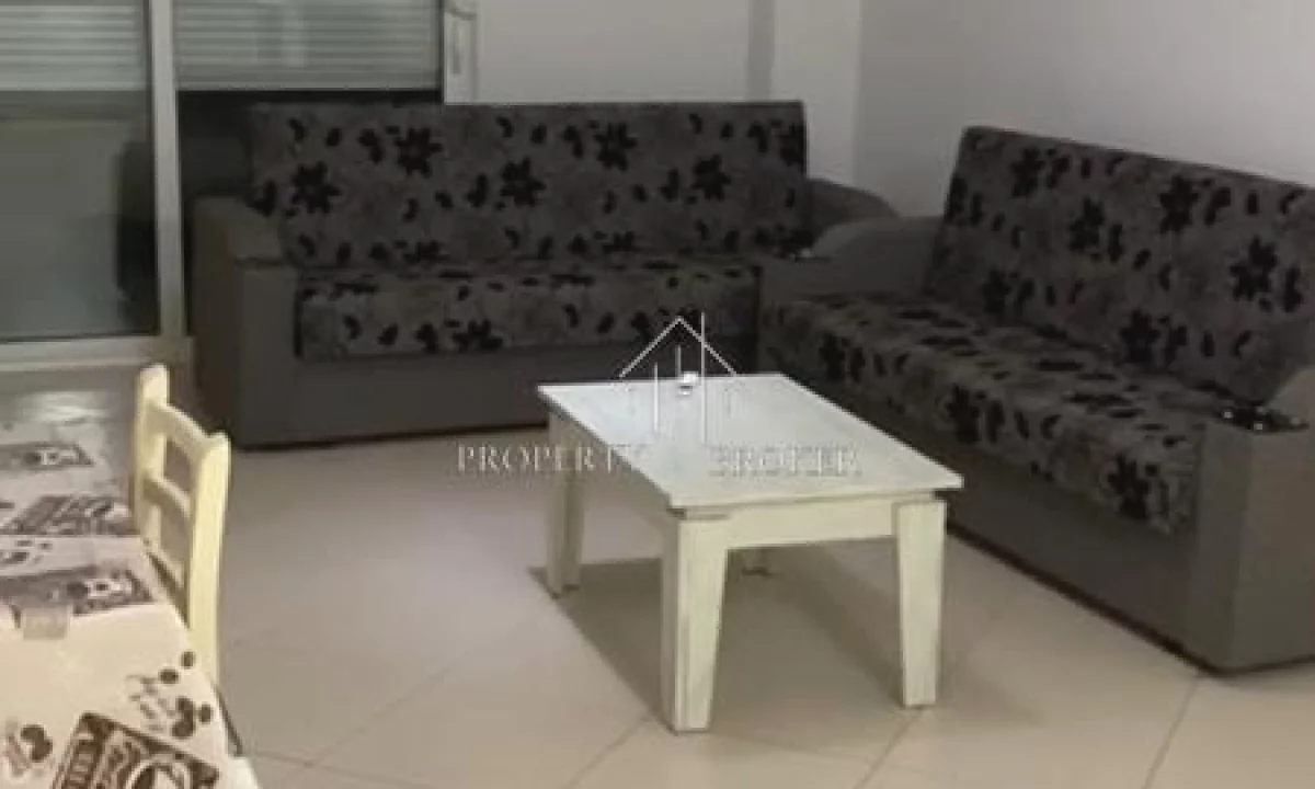 Appartamento in affitto a Tirana 2+1, Arredato