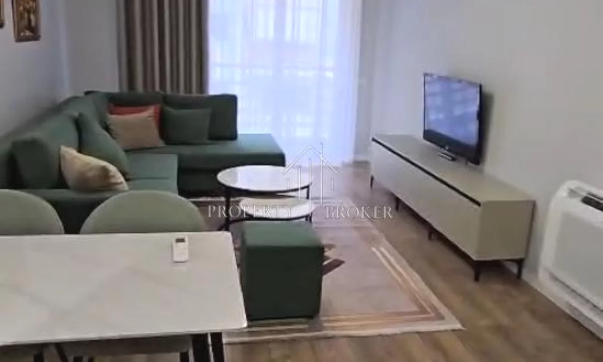 Appartamento in affitto a Tirana 1+1, Arredato