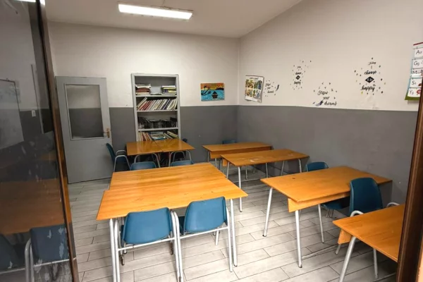 Ambient biznesi me qera 3+1 ne Tirane - 850 Euro